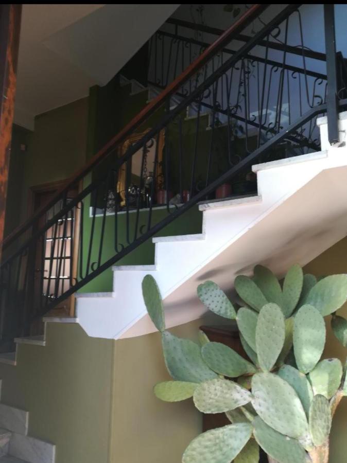 Apartamento Yellow House Turín Exterior foto